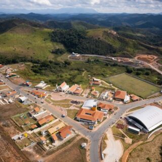 Mariana_ParacatuDeBaixo_DronePhoto__012